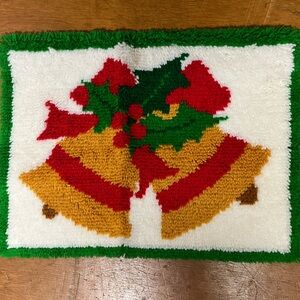 Retro Christmas Bells latch hook rug vintage
